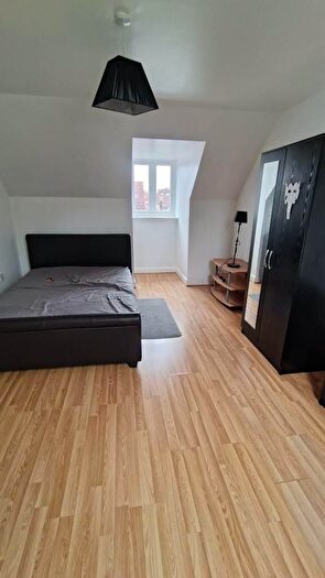 1 Bedroom House To Rent In Radnor Close, London, CR4