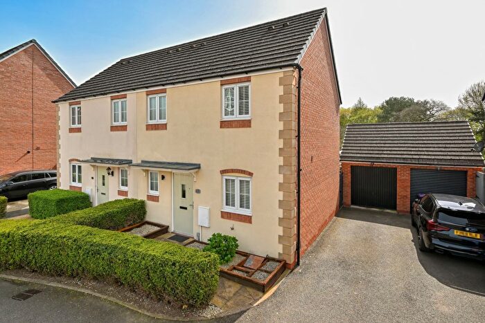3 Bedroom Semi Detached House For Sale In Dukes View, Donnington, TF2