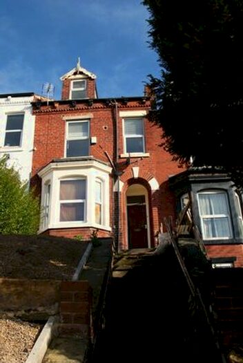 1 Bedroom Flat To Rent In Burley Road, Burley, Leeds, LS4