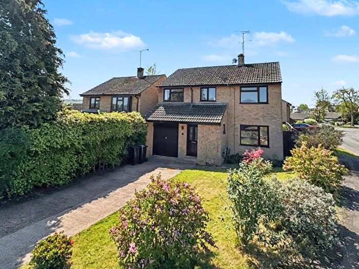 4 Bedroom Detached House For Sale In Oaklea, Tiverton, EX16