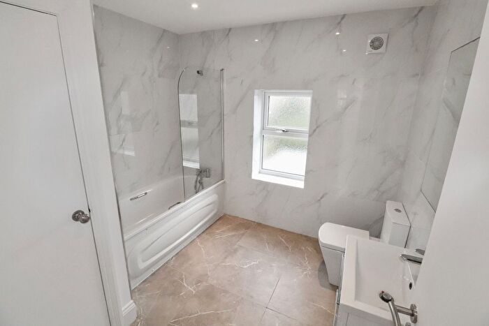 3 Bedroom Terraced House For Sale In Coleman Road, Belvedere, Kent, DA17