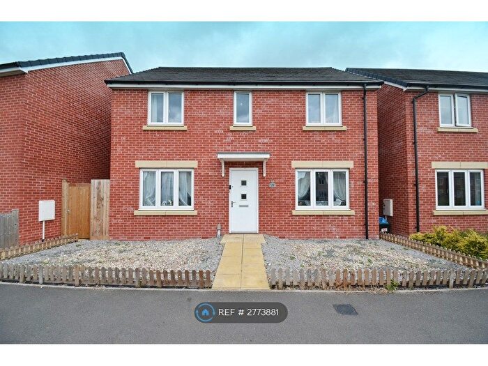 4 Bedroom Detached House To Rent In Kings Drive, Bridgwater, TA6