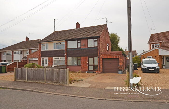 3 Bedroom Semi-Detached House For Sale In An Extended Family Home On Castle Close In King's Lynn, PE30