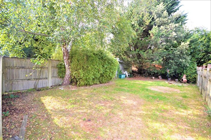 3 Bedroom Flat To Rent In East Avenue, Talbot Woods, BH3