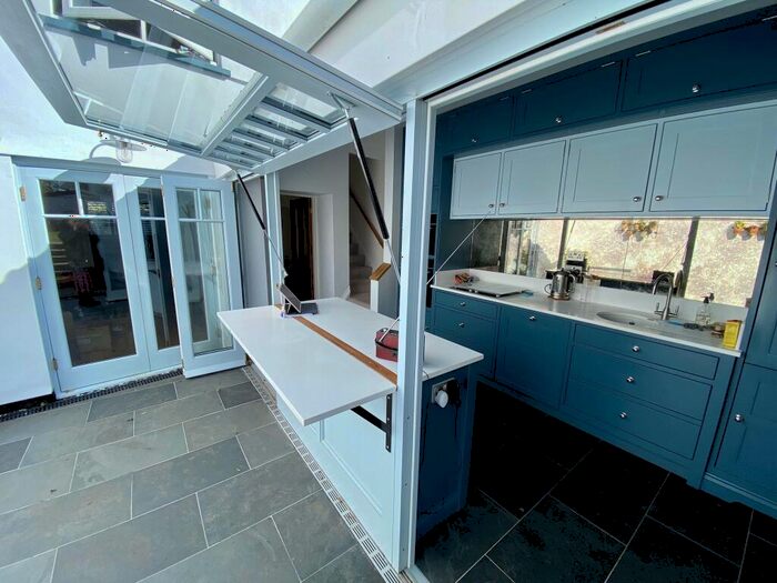 3 Bedroom House To Rent In Arch Grove, Long Ashton, Bristol, BS41