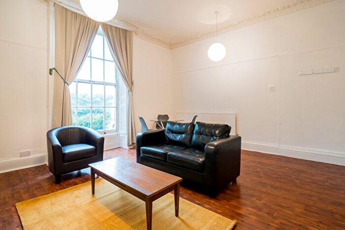 1 Bedroom Flat To Rent In Flat, Kingston Terrace, LS2