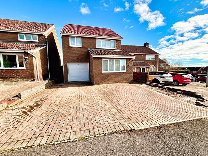 4 Bedroom Detached House For Sale In Heol Castell Coety, Bridgend, CF31