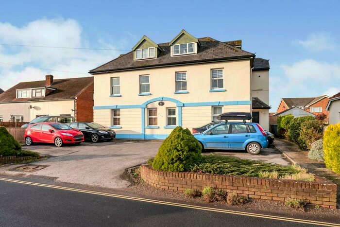 2 Bedroom Apartment To Rent In West Lane, Hayling Island, PO11