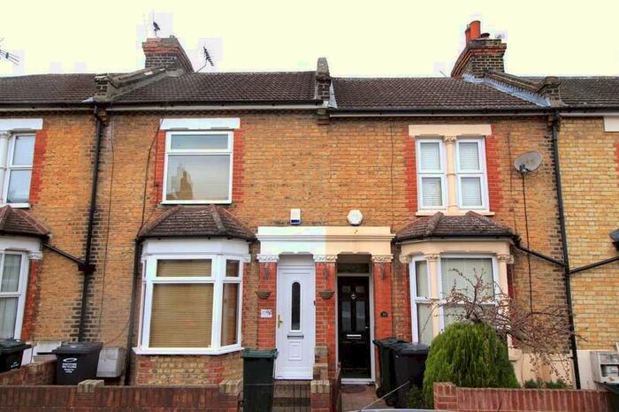 3 Bedroom House To Rent In Eglinton Road, Swanscombe, Kent, DA10