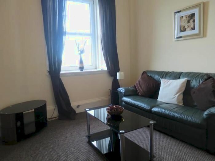 2 Bedroom Flat To Rent In Plewlands Terrace, Morningside, Edinburgh, EH10