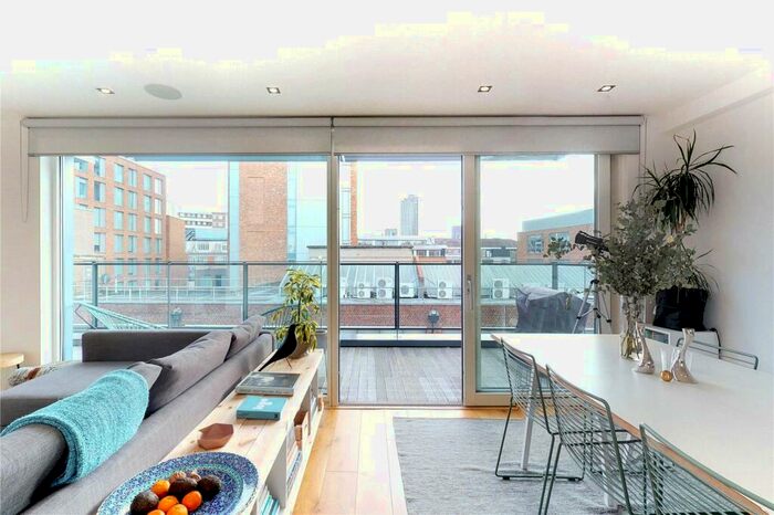 1 Bedroom Penthouse To Rent In Pear Tree Street, London, EC1V