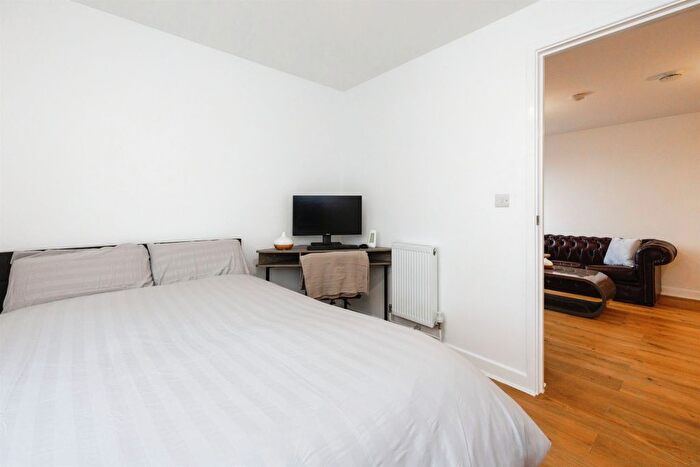 1 Bedroom Flat For Sale In Elwick Road, Ashford, TN23