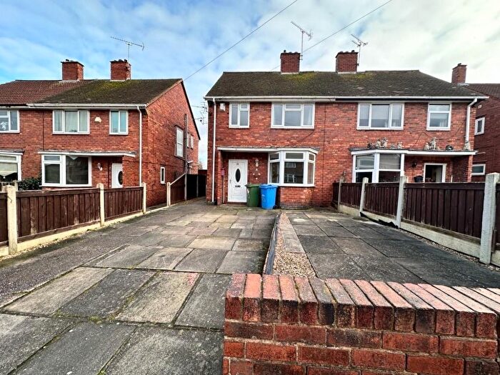 3 Bedroom Semi Detached House To Rent In Shrewsbury Road, Worksop, S80