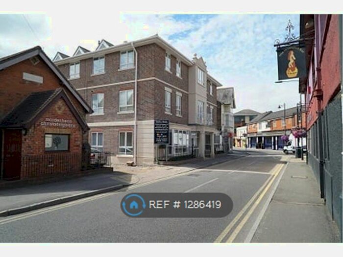 1 Bedroom Flat To Rent In York Road, Maidenhead SL6