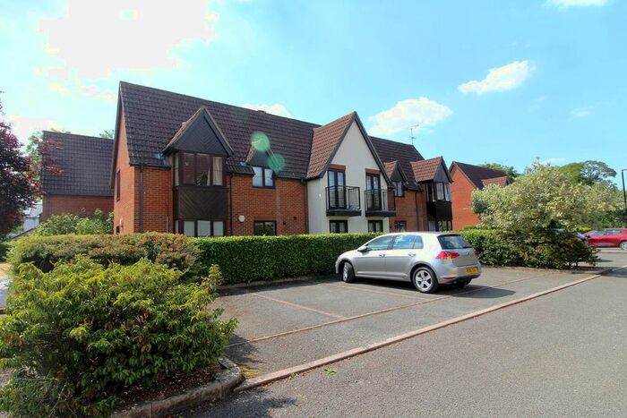 1 Bedroom Flat To Rent In Southern Hill, Reading, RG1