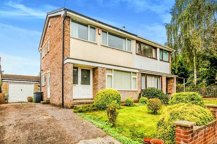3 Bedroom Semi-Detached House To Rent In Whitby Avenue, Huddersfield, West Yorkshire, HD2