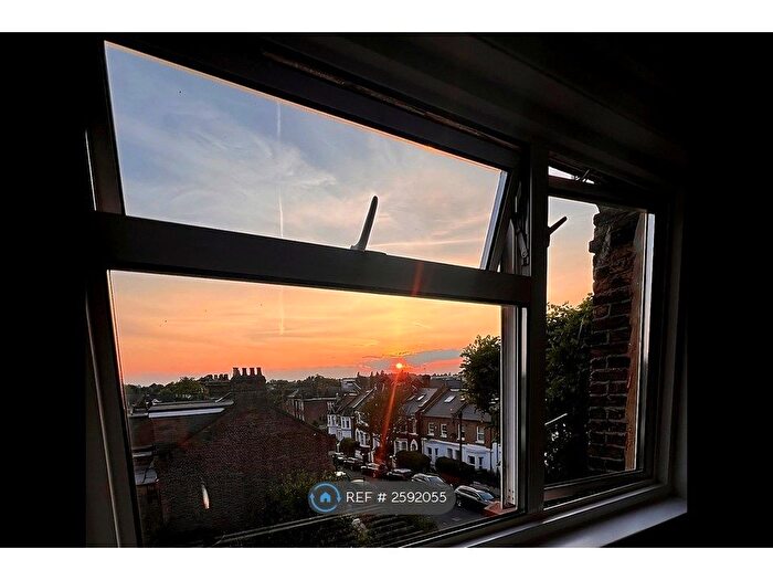 1 Bedroom Flat To Rent In Allison Road, London, W3