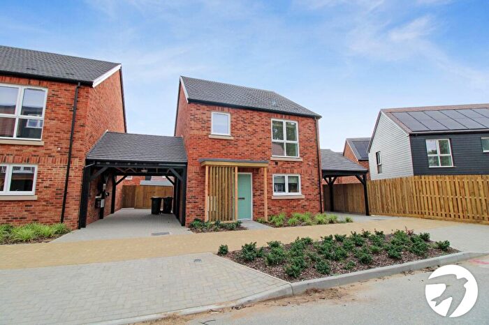 4 Bedroom Detached House To Rent In Ragstone Avenue, Alkerden, Ebbsfleet Valley, Swanscombe, DA10