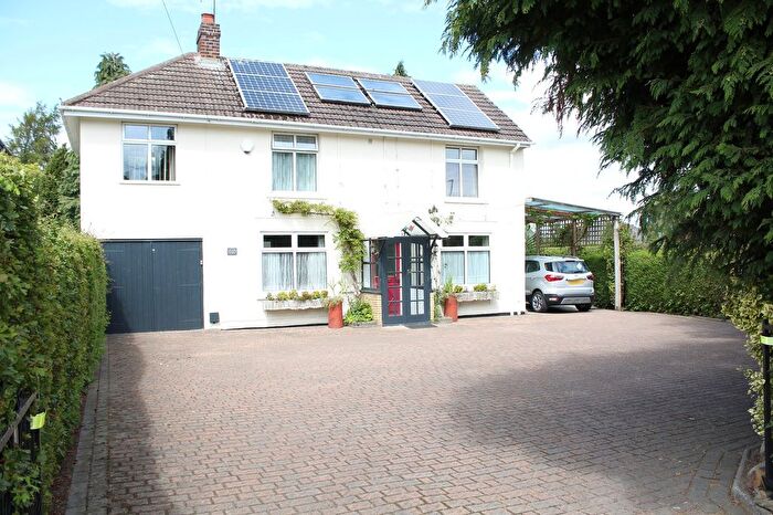 4 Bedroom Detached House For Sale In Birkinstyle Lane, Shirland, Derbyshire., DE55