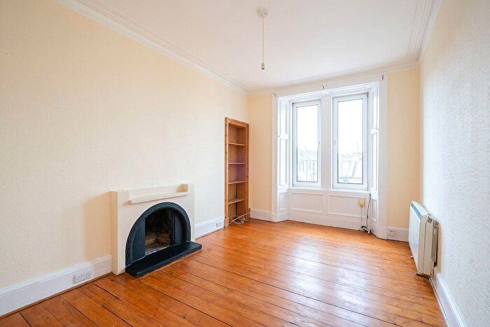 2 Bedroom Flat To Rent In () Restalrig Road, Edinburgh, EH6