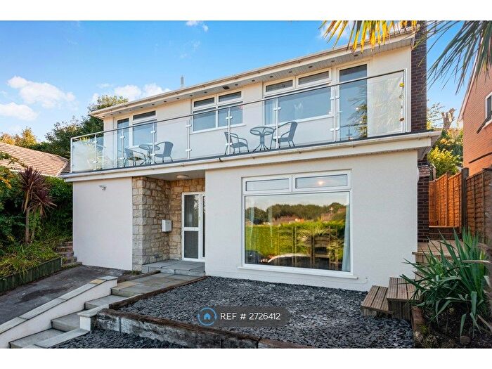 5 Bedroom Detached House To Rent In Winston Gardens, Poole, BH12