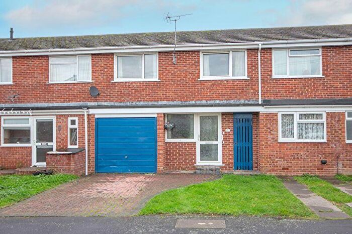 3 Bedroom Terraced House For Sale In Calmore, SO40