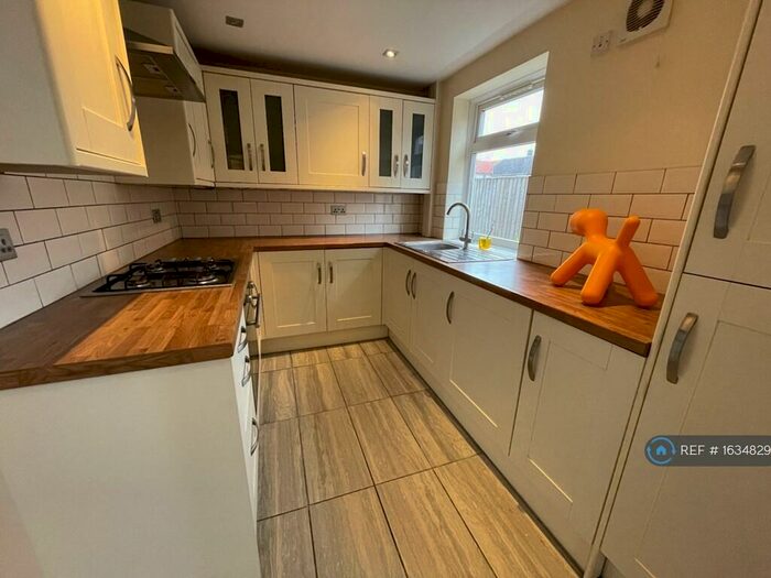 3 Bedroom Semi-Detached House To Rent In Woodcock Avenue, Walters Ash, High Wycombe, HP14