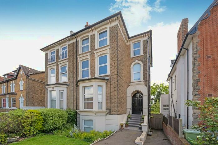 1 Bedroom Flat To Rent In Oakfield Road, Penge, SE20
