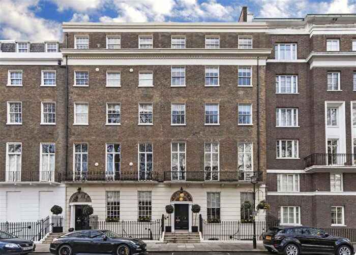 2 Bedroom Flat To Rent In Bryanston Square, Marylebone, W1H