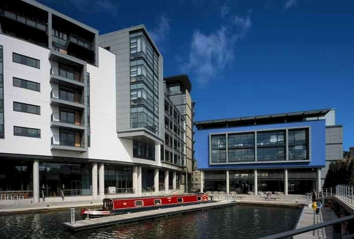 2 Bedroom Flat To Rent In Fountainbridge, Tollcross, Edinburgh, EH3