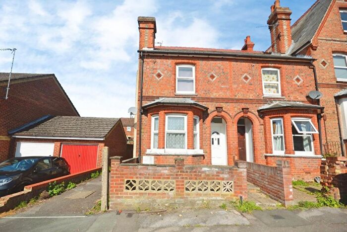 3 Bedroom Property For Sale In Hagley Road, Reading, Berkshire, RG2