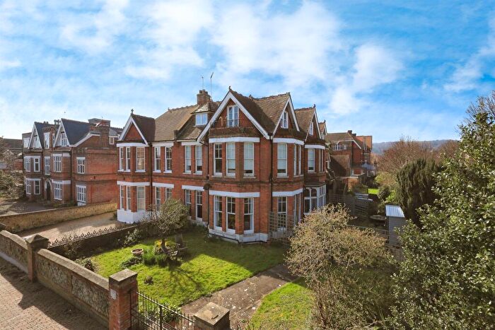 3 Bedroom Flat For Sale In Bolsover Road, Eastbourne, BN20