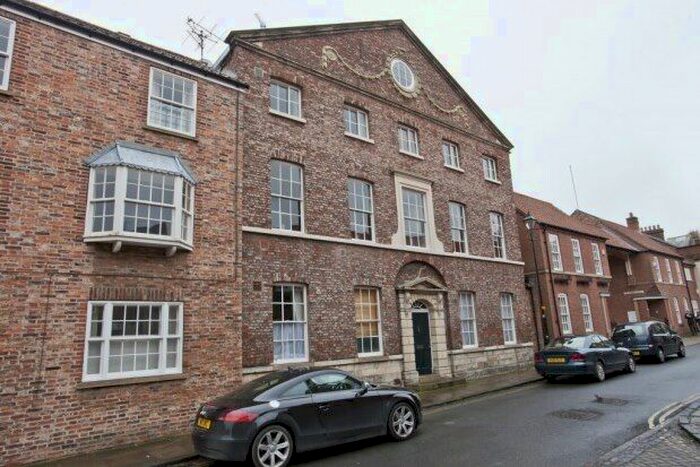 1 Bedroom Flat To Rent In St. Andrewgate, York, YO1