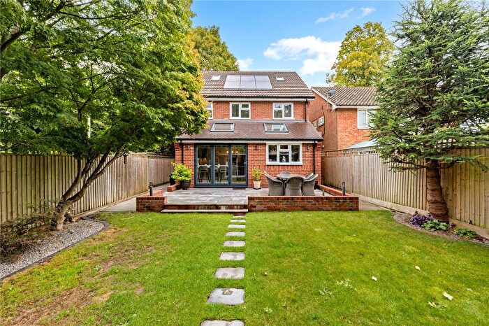 3 Bedroom Detached House For Sale In Bridge Road, Alresford, SO24