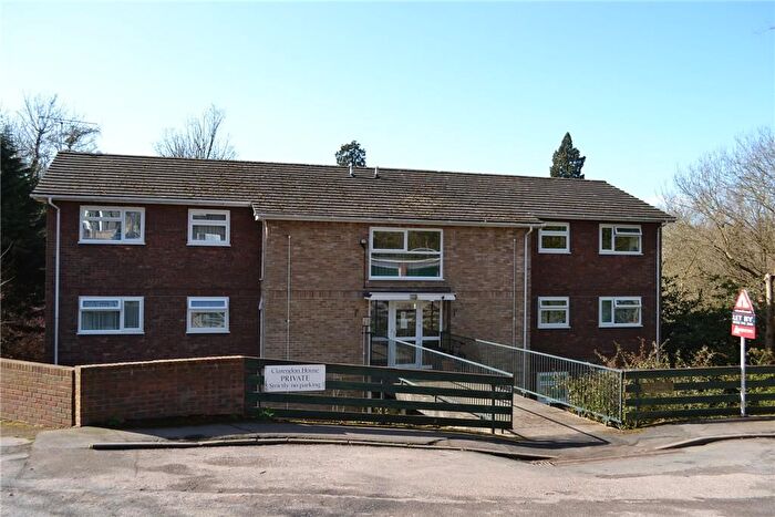 2 Bedroom Flat To Rent In Clarendon Road, Sevenoaks, Kent, TN13