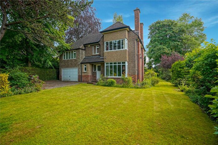 4 Bedroom Detached House For Sale In Moorgate Road, Rotherham, South Yorkshire, S60