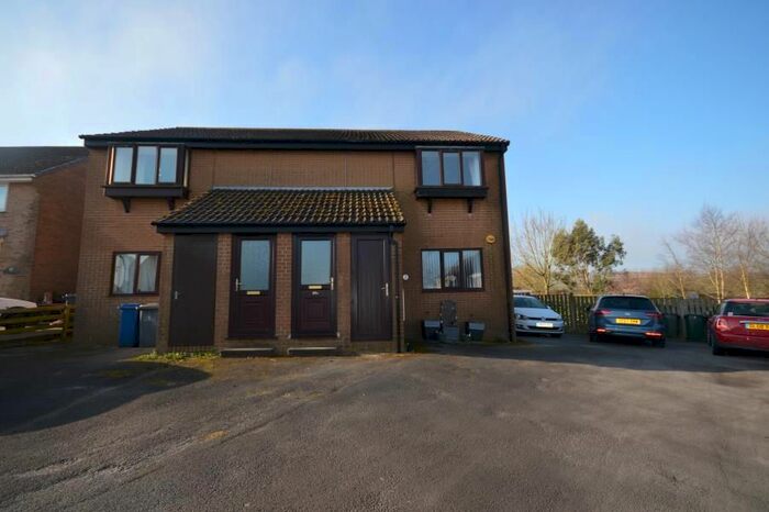 1 Bedroom Flat To Rent In Bluebell Avenue, Penistone, S36