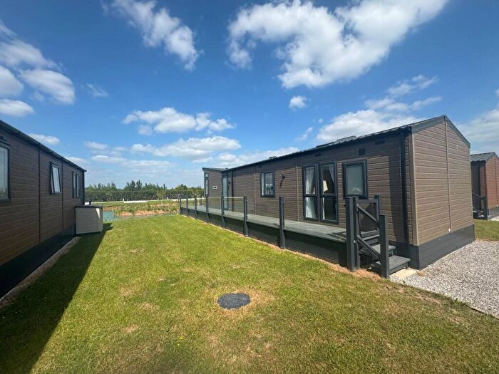 2 Bedroom Caravan For Sale In , Nantwich, CW5