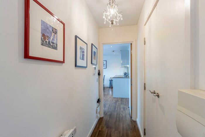 2 Bedroom Apartment To Rent In Brindley House, Newhall Street, B3