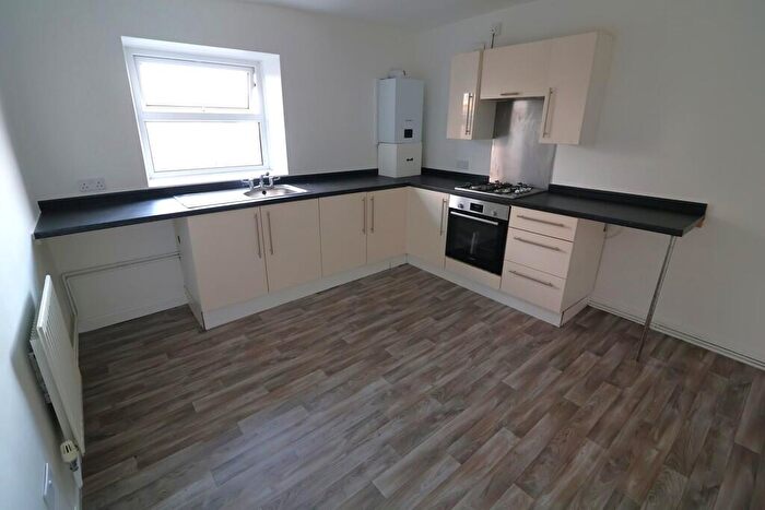 2 Bedroom Apartment To Rent In Victoria Street, Glossop, SK13