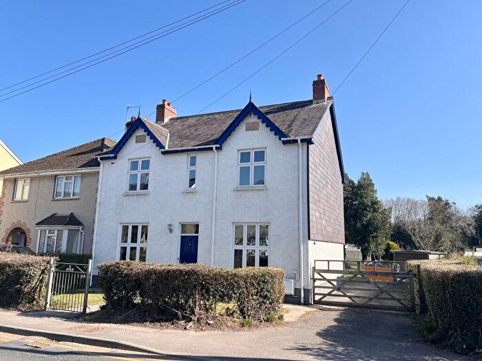 3 Bedroom Detached House For Sale In New Road, Llandovery, Carmarthenshire., SA20