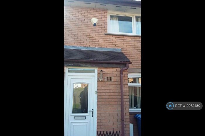 2 Bedroom Terraced House To Rent In Hogarth Crescent, Glasgow, G32