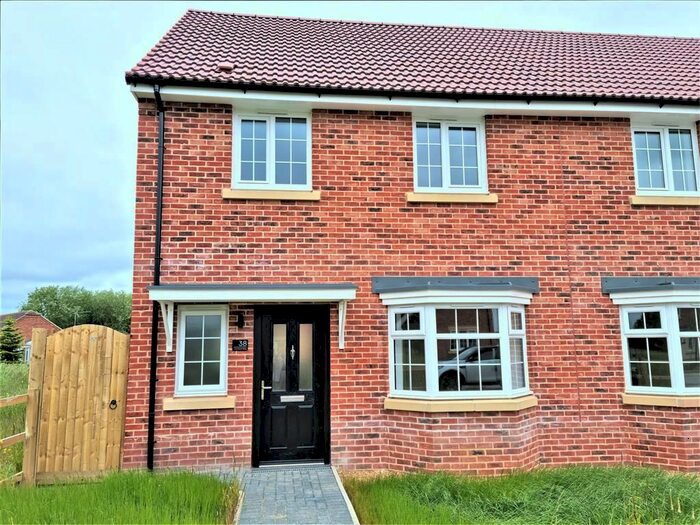 3 Bedroom Semi-Detached House To Rent In Orchard Way, Wisbech St. Mary, Wisbech, PE13