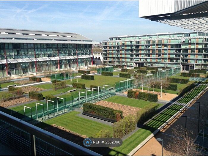 2 Bedroom Flat To Rent In Highbury Stadium Square, London, N5