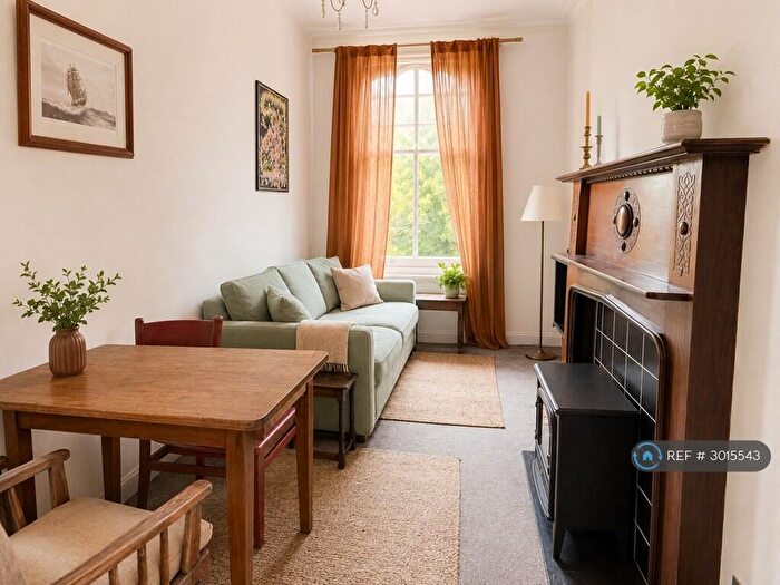 2 Bedroom Flat To Rent In Blackheath, London, SE3
