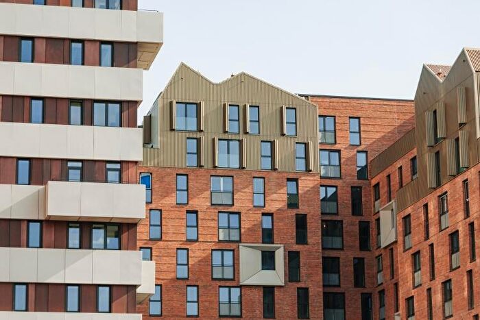 1 Bedroom Apartment To Rent In South Block, Kampus Manchester, M1