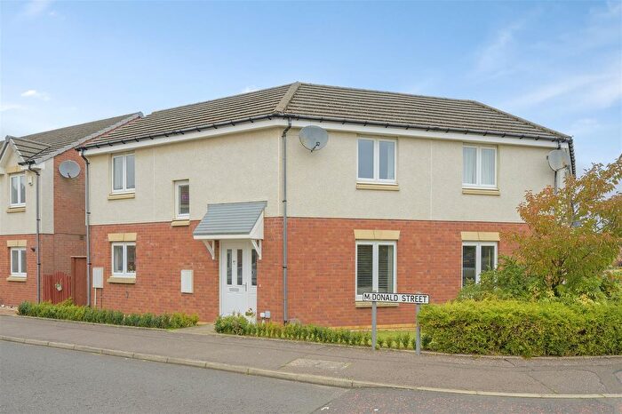 3 Bedroom Semi-Detached House For Sale In Mcdonald Street, Dunfermline, KY11