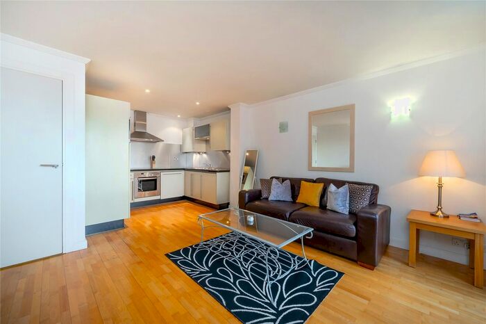 1 Bedroom Flat To Rent In High Holborn, Holborn, WC1V