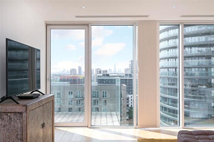 2 Bedroom Apartment For Sale In Markham Heights, Baltimore Wharf, Canary Wharf, E14