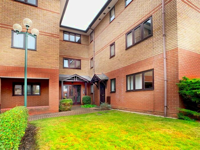 1 Bedroom Flat To Rent In Ludlow Road, Maidenhead SL6
